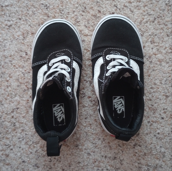 Old Skool Vans Toddlers Shoes - Picture 4 of 10